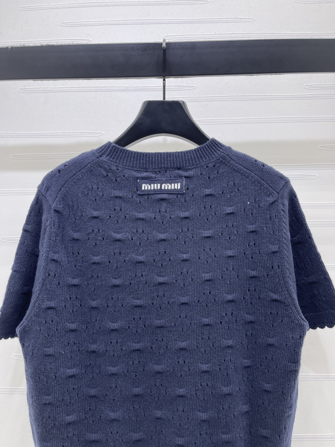 Women's short sleeves
